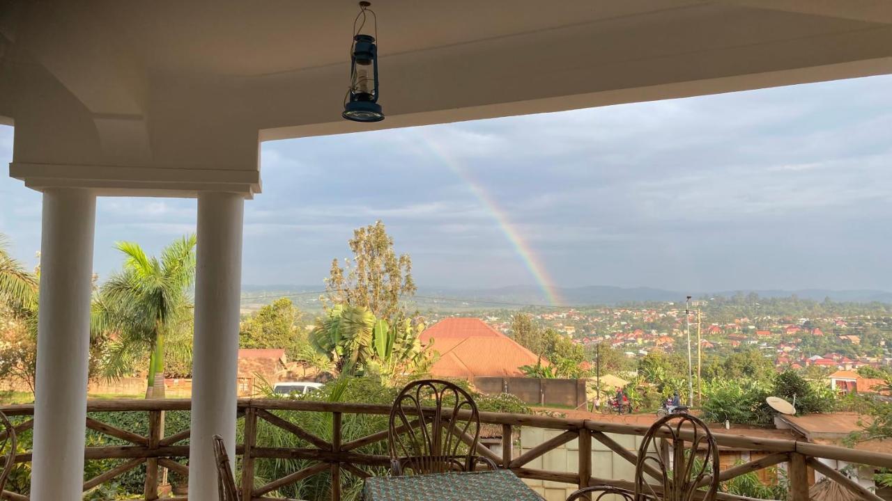 Banda Lodge Masaka Kültér fotó